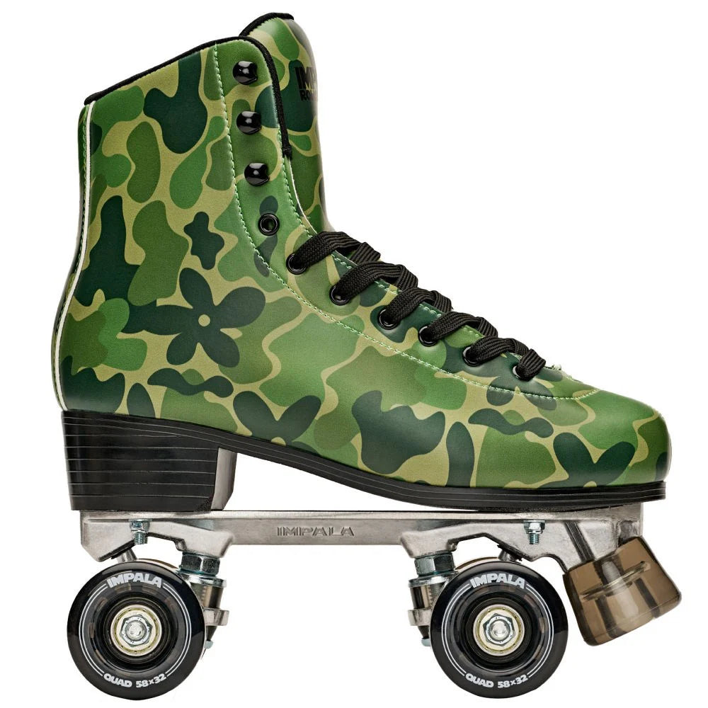 Worn once Size 8 Womens Camo